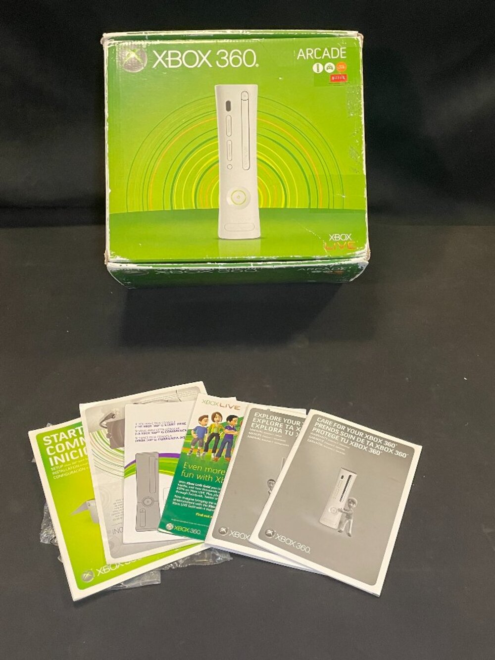 Xbox 360 arcade box with manuals